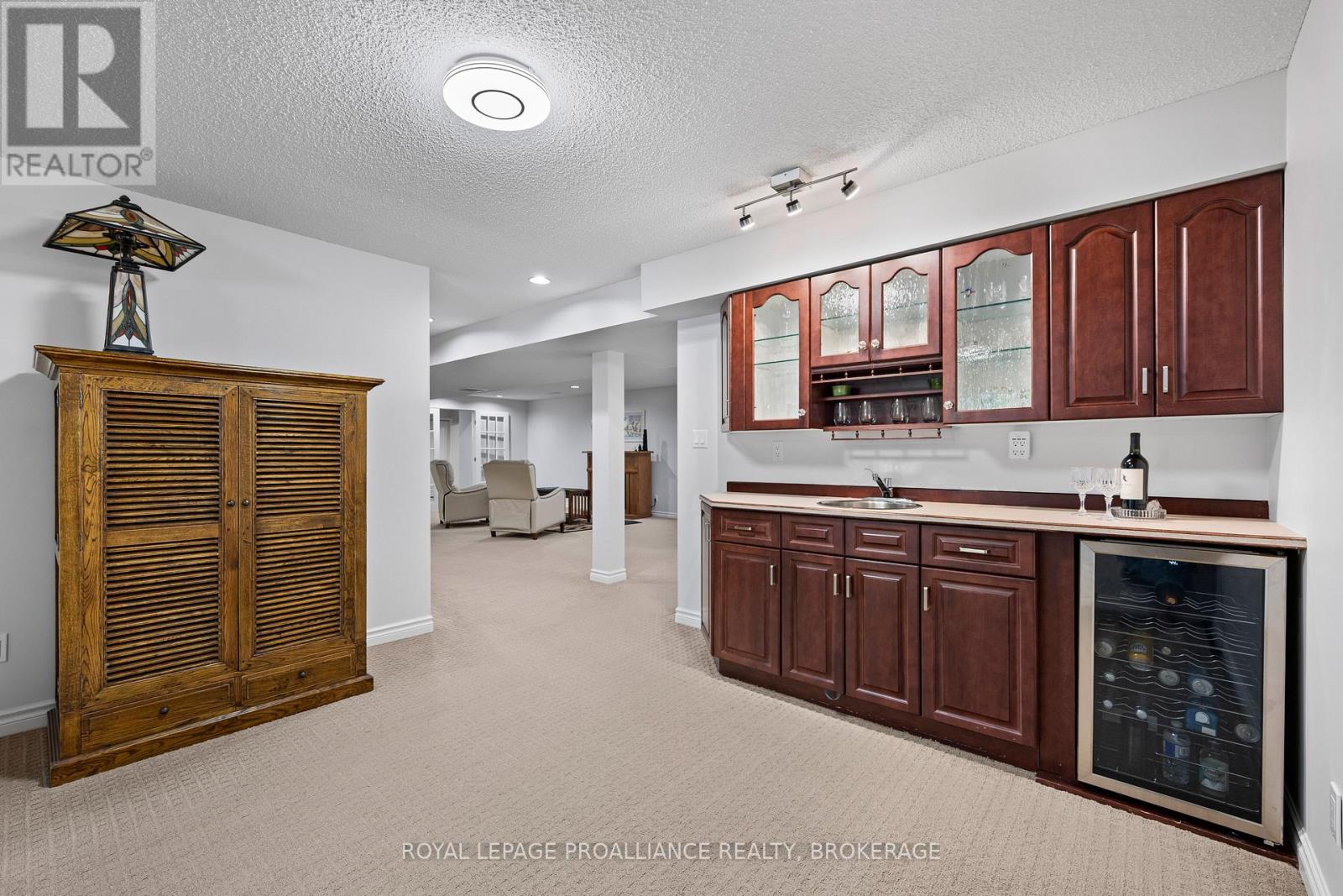 26 KENWOODS CIRCLE - Image 35