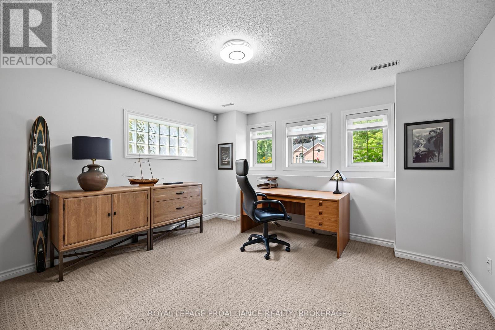 26 KENWOODS CIRCLE - Image 36