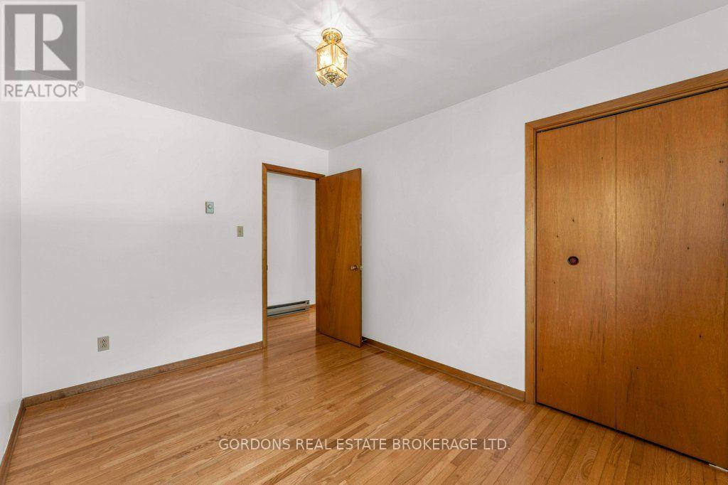 33 PLUM STREET - Image 22