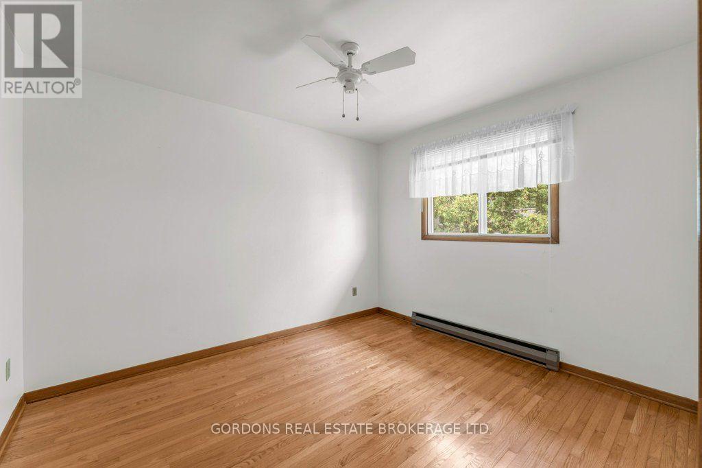 33 PLUM STREET - Image 24