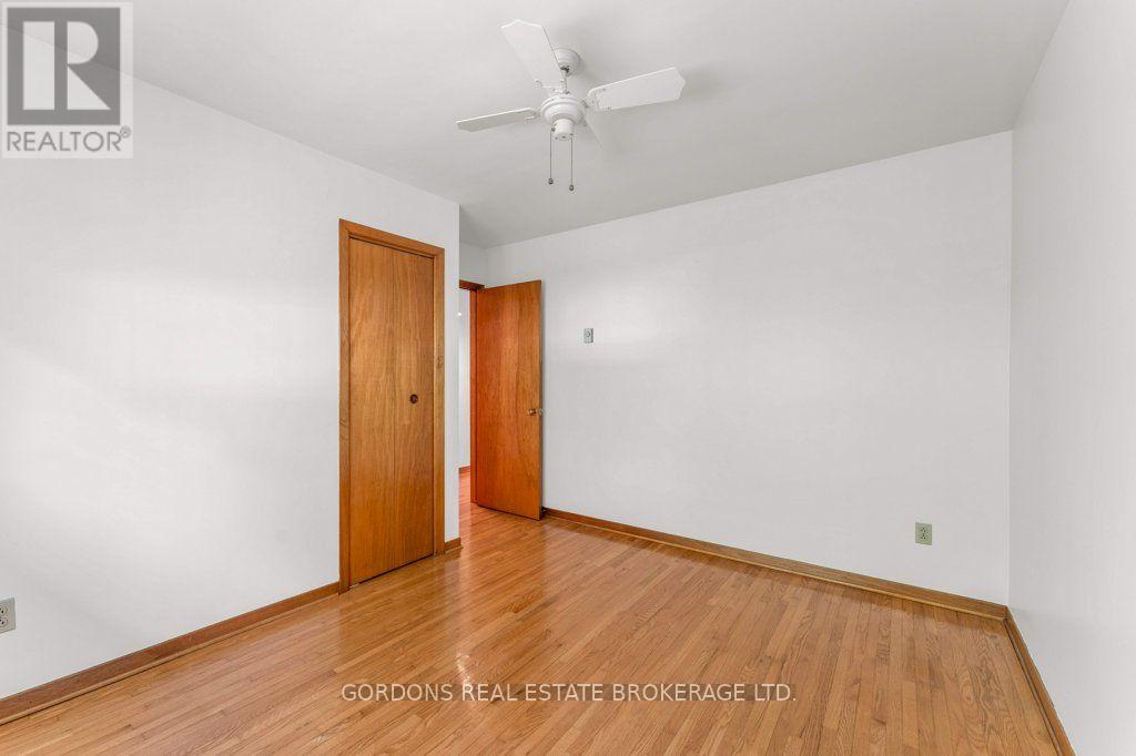 33 PLUM STREET - Image 25