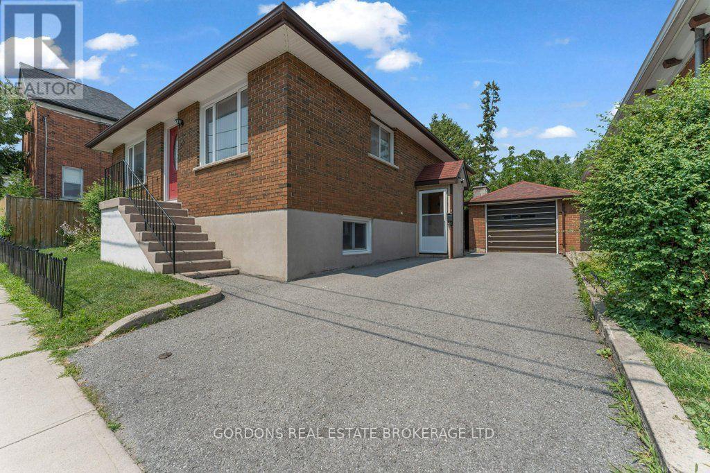 33 PLUM STREET - Image 3