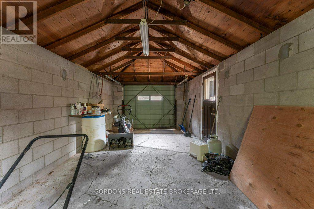 33 PLUM STREET - Image 47