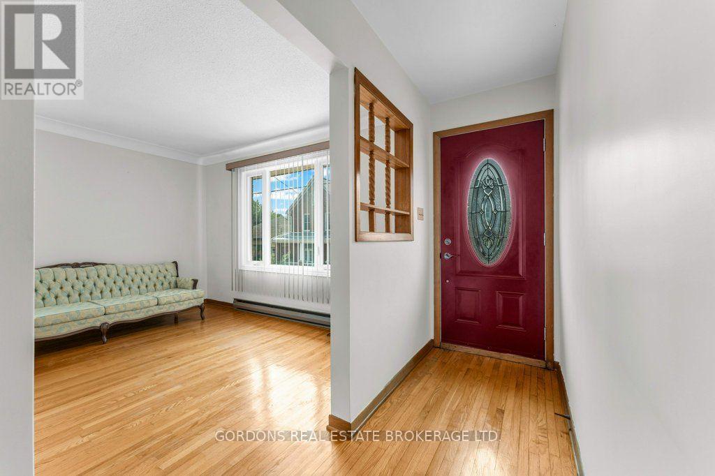 33 PLUM STREET - Image 7