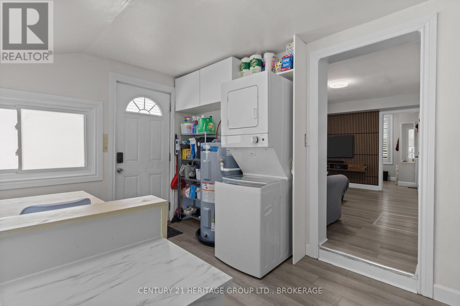 436 DIVISION STREET - Image 13
