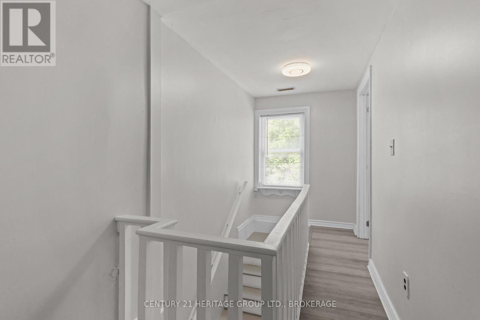 436 DIVISION STREET - 17