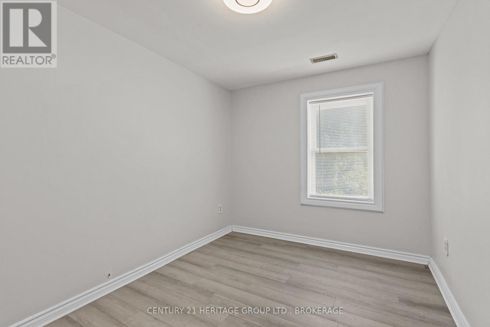 436 DIVISION STREET - 19