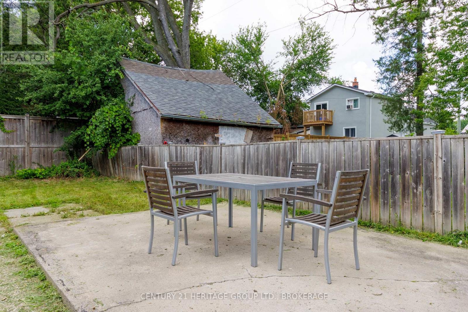 436 DIVISION STREET - Image 25