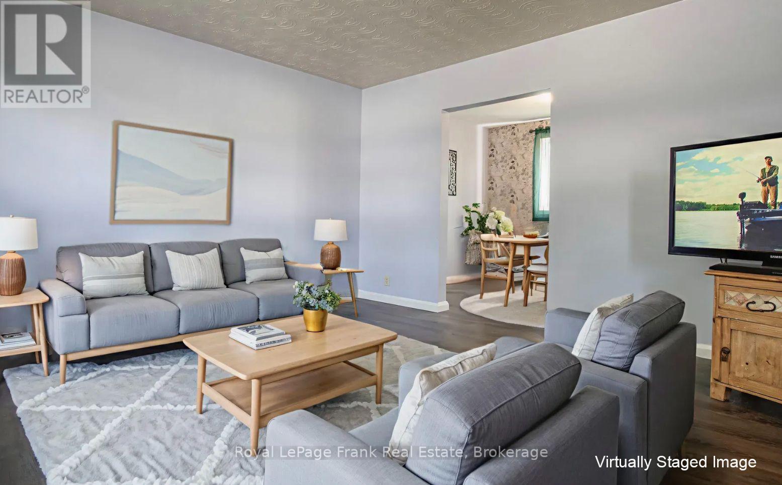 34 NORTHLIN PARK ROAD - 8
