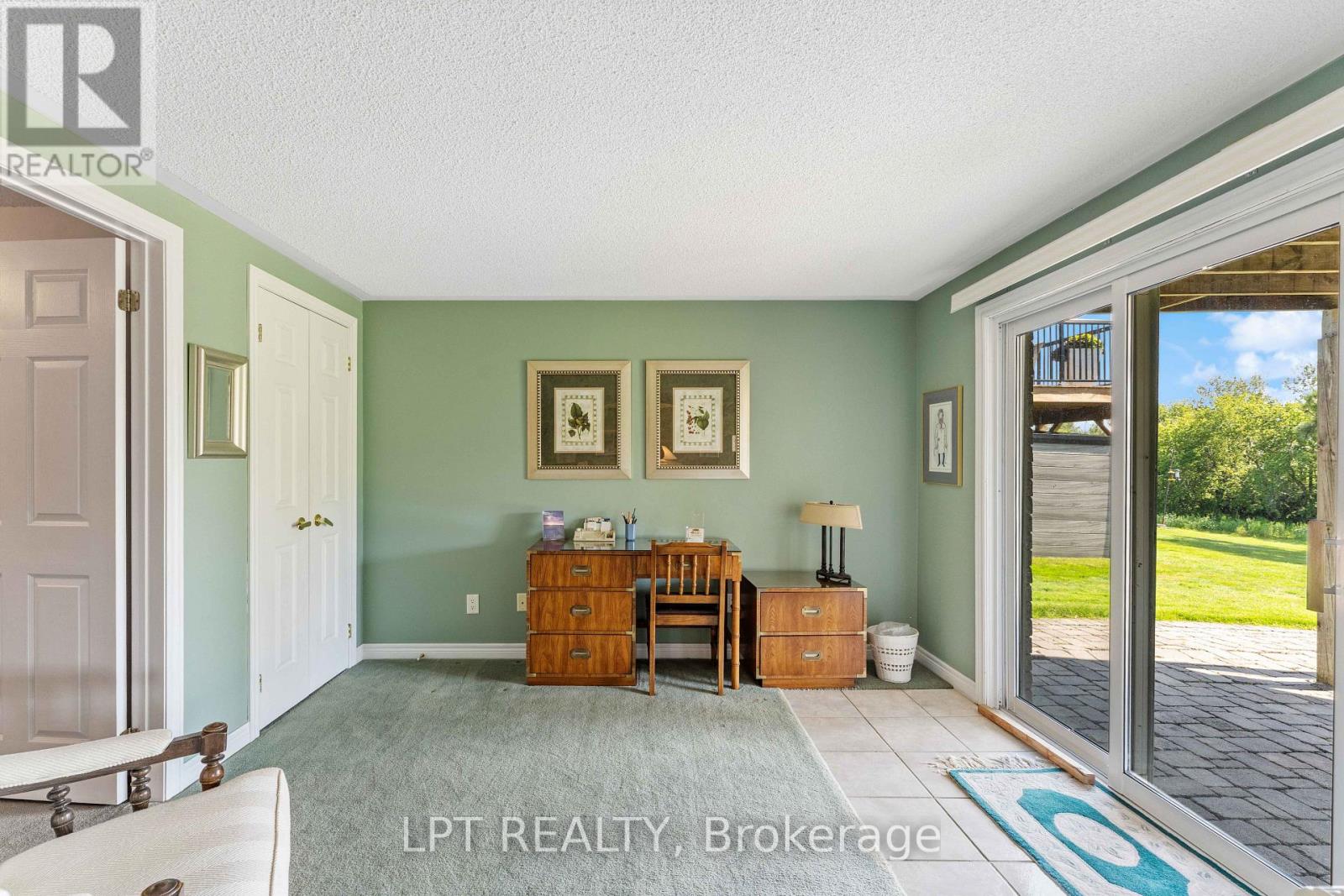 219 WATERBURY CRESCENT - Image 40