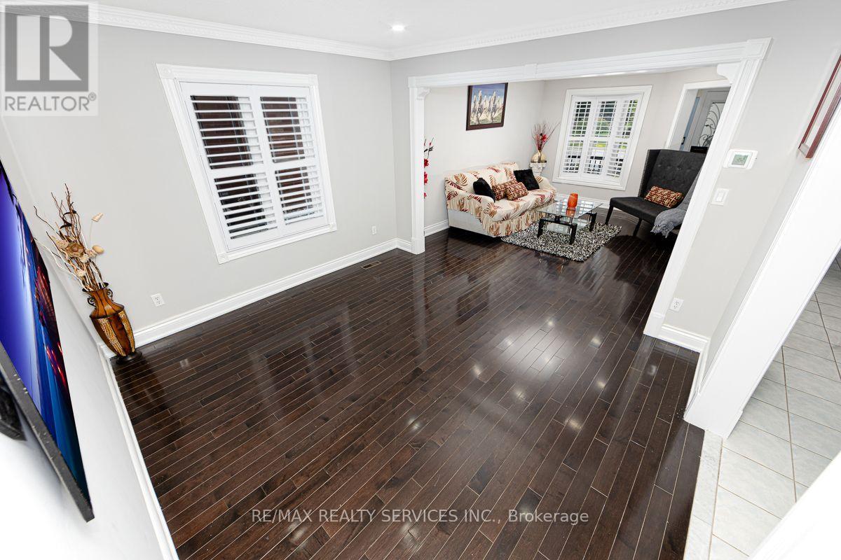 64 STRICKLAND DRIVE - Image 11