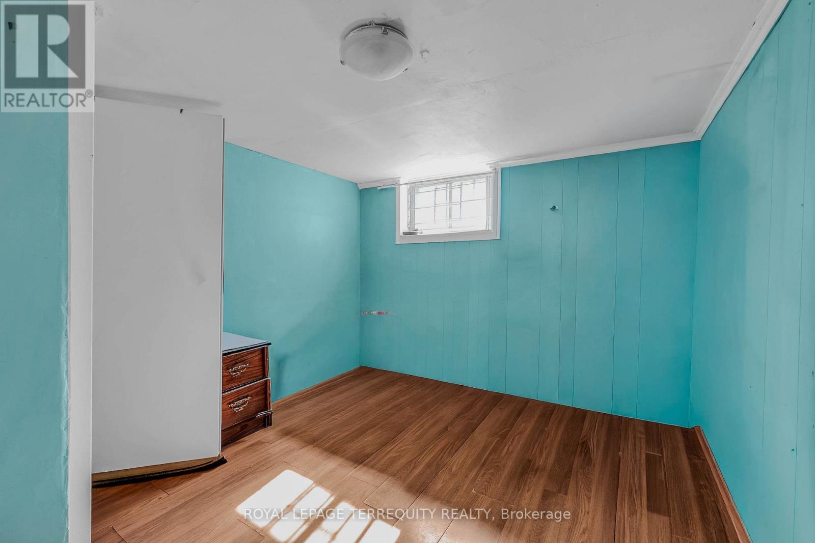 4 HARRIS PARK DRIVE - Image 38