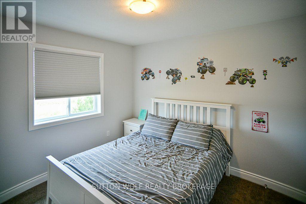 54 ABBOTT STREET - Image 15