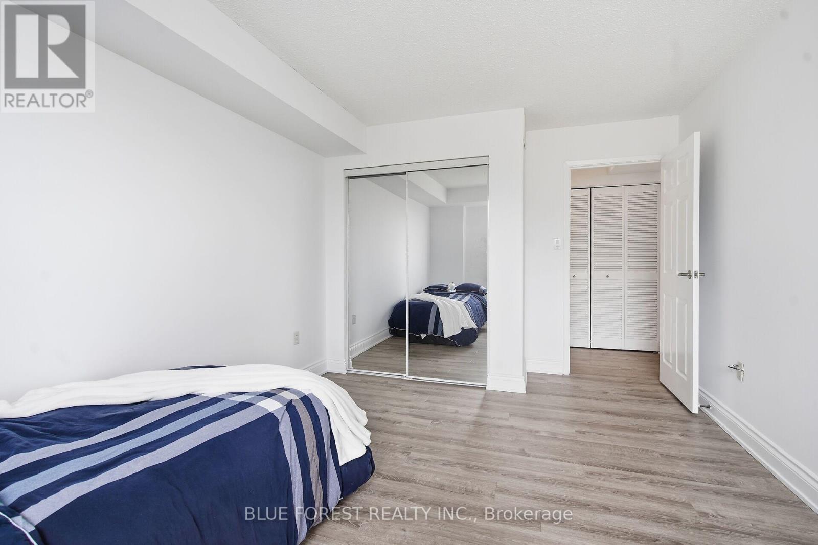 #501 7 PICTON STREET - 16