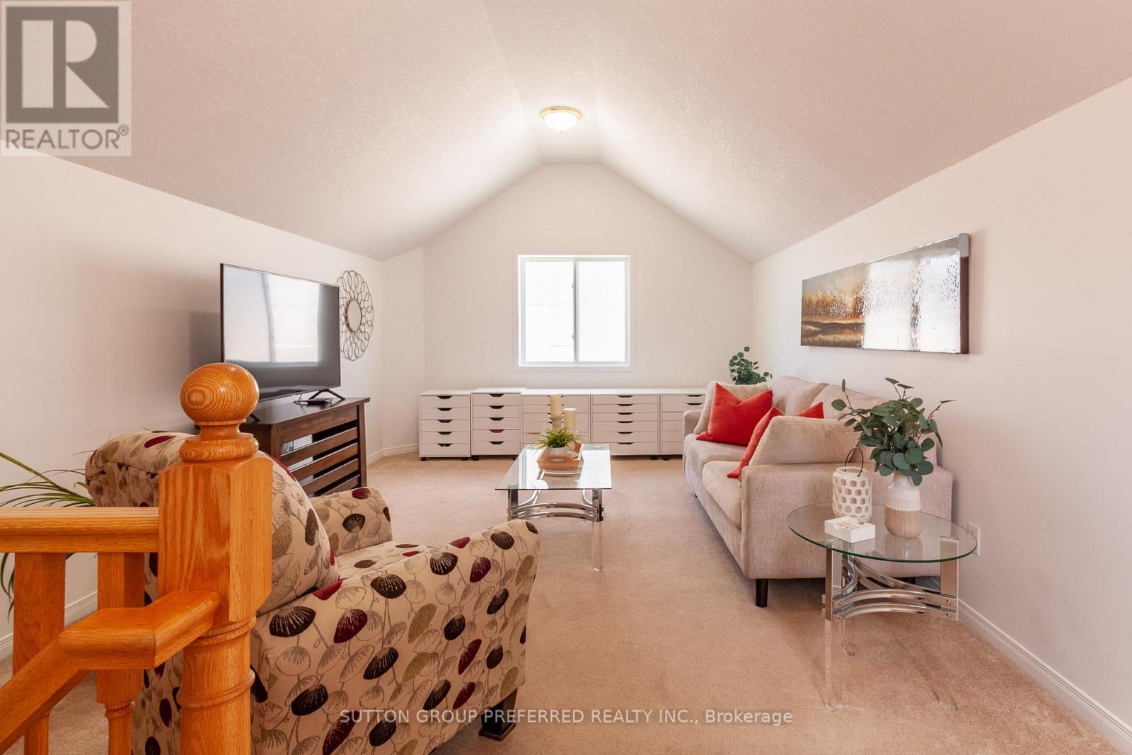 907 BLACKSMITH STREET - Image 31