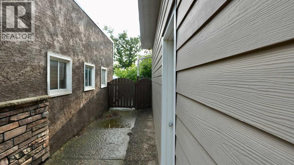 8602 95 Street - Image 35