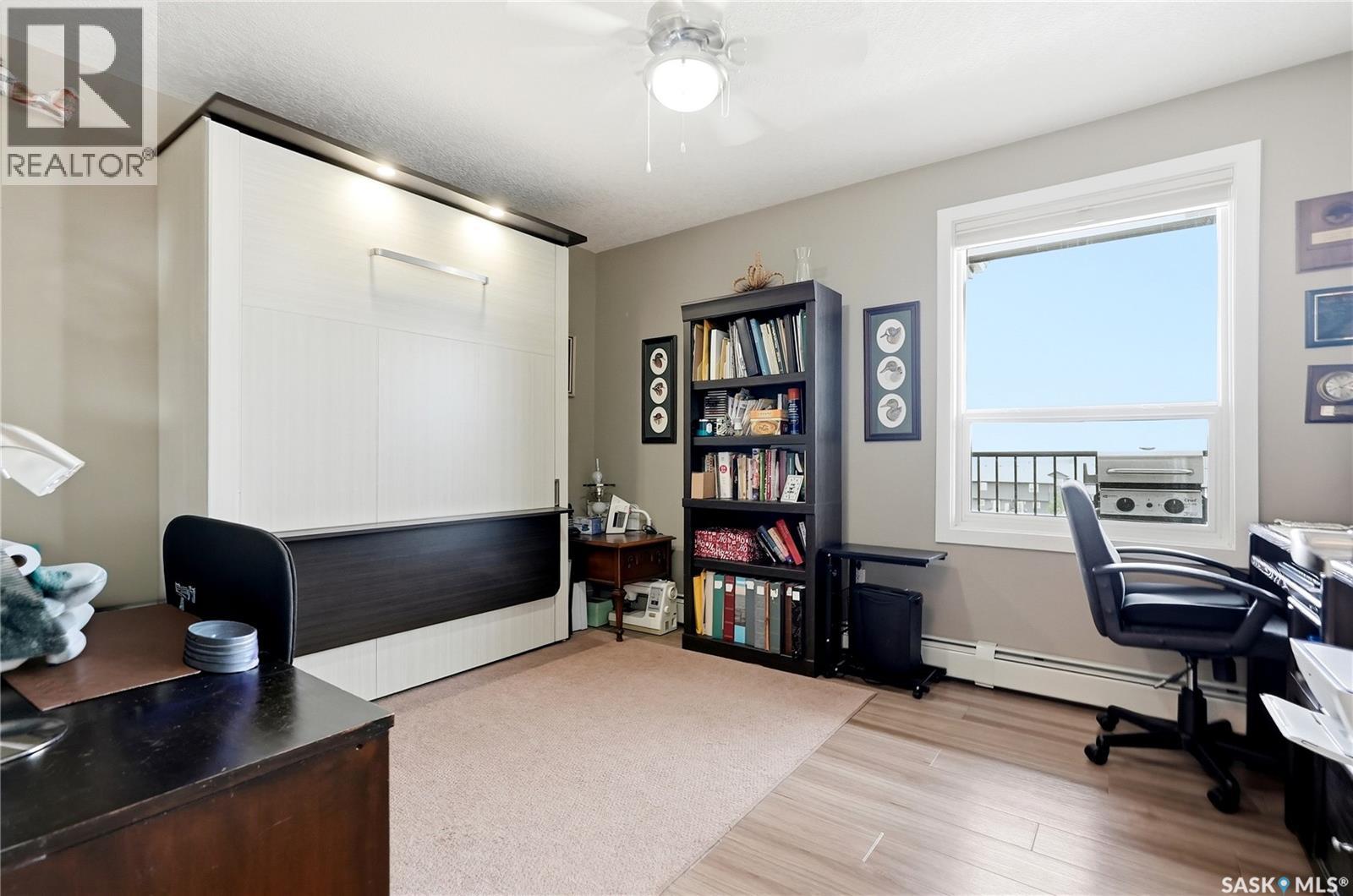 #407 135 Beaudry CRESCENT - 31