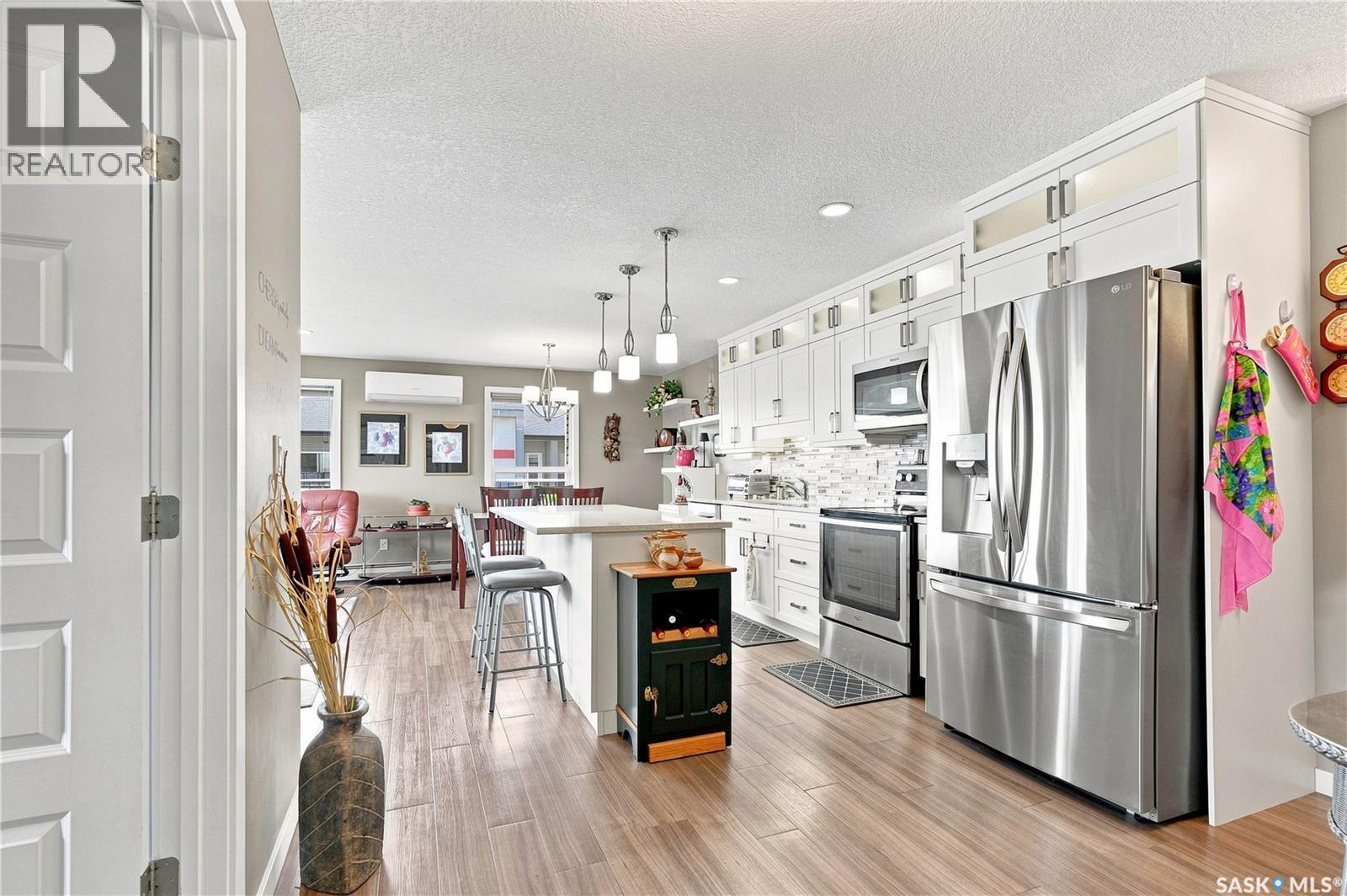 #407 135 Beaudry CRESCENT - Image 5