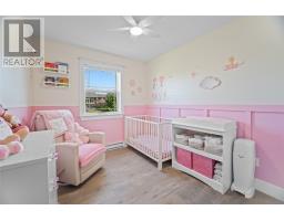 11 Heidi Crescent thumbnail 14