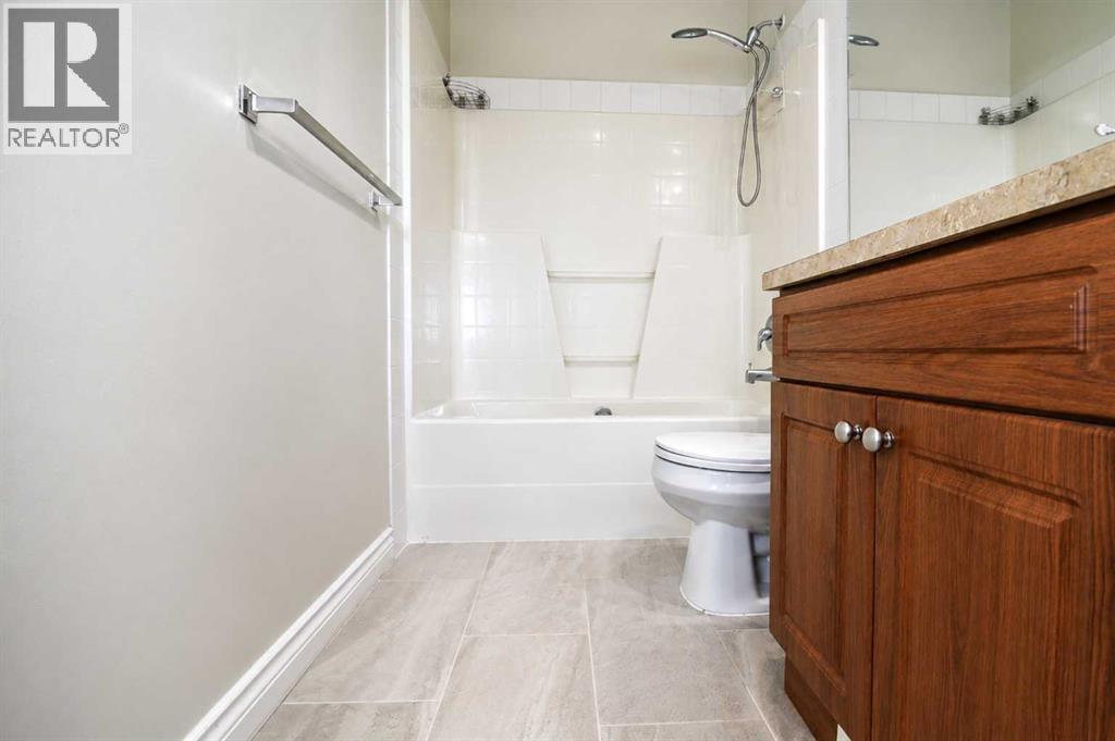 #208 9229 Lakeland Drive - 15
