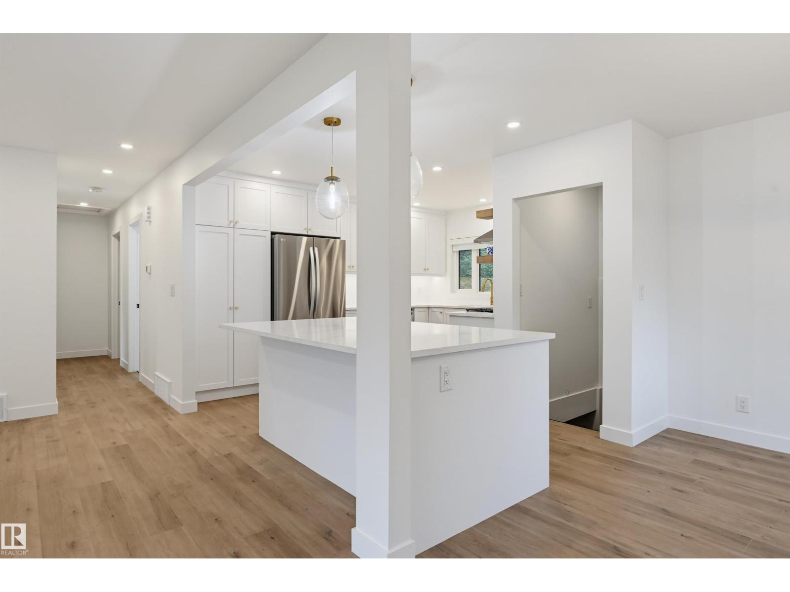 8604 142 ST NW - Image 13