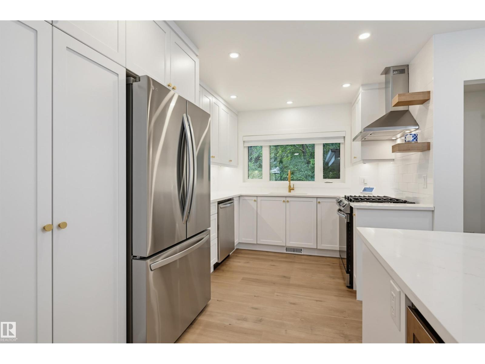 8604 142 ST NW - 15