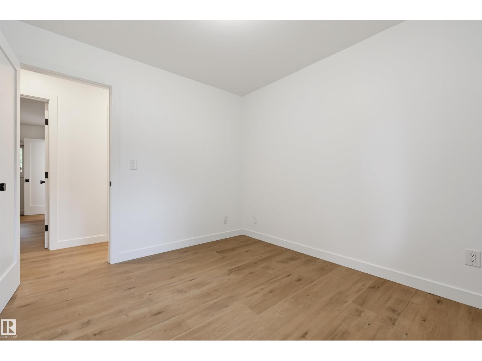8604 142 ST NW - Image 36
