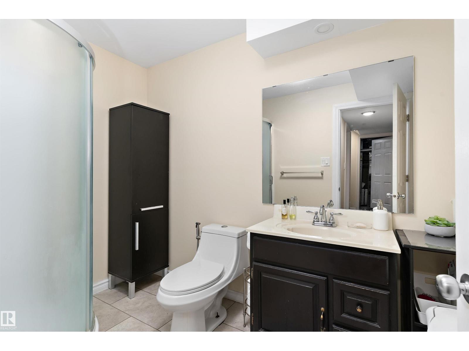 8521 8 AV SW - 30