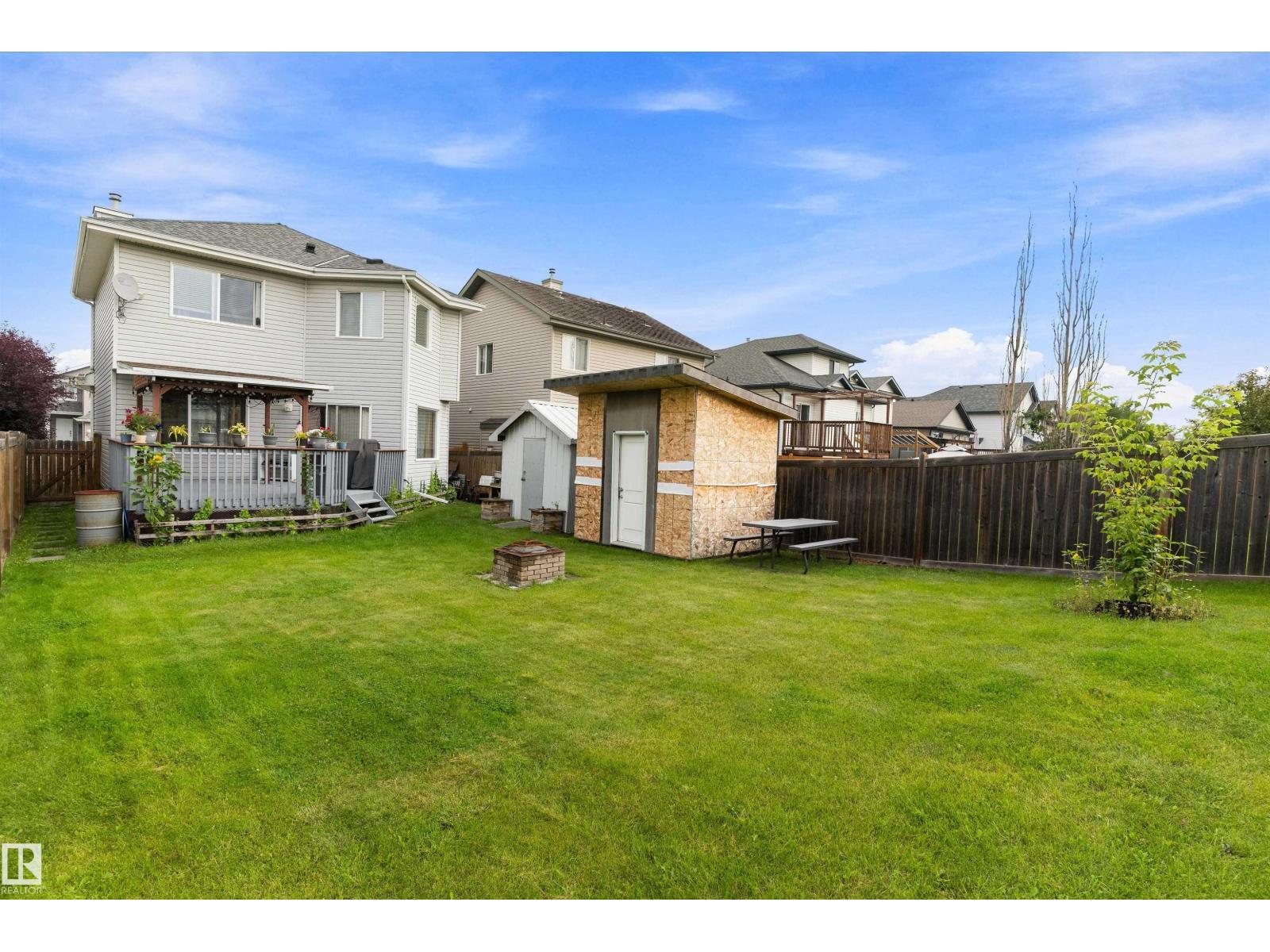 8521 8 AV SW - 34