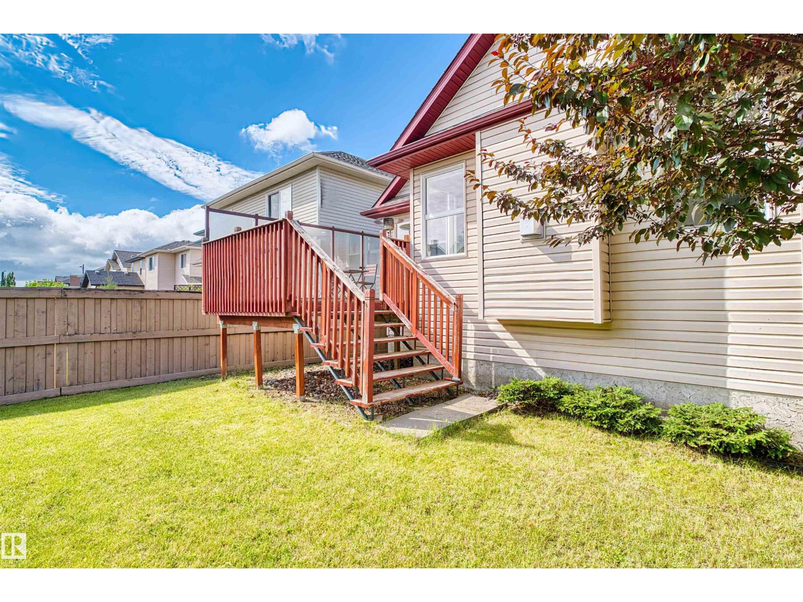 8315 SHASKE CR NW - 31
