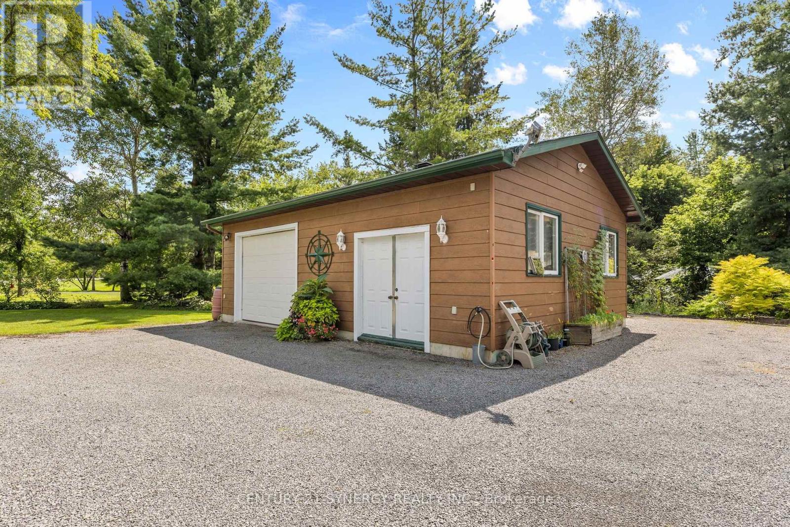 955 DU CASTOR ROAD - Image 44
