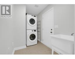 Bedroom - 217 Salterton Circle, Vaughan, ON L6A4Z2 Photo 6