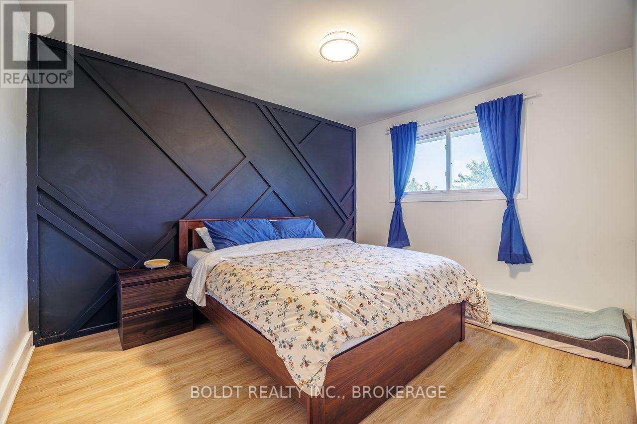 47 BRACKENCREST ROAD - 10