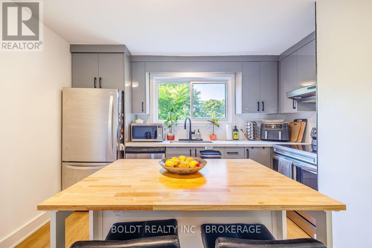 47 BRACKENCREST ROAD - 3