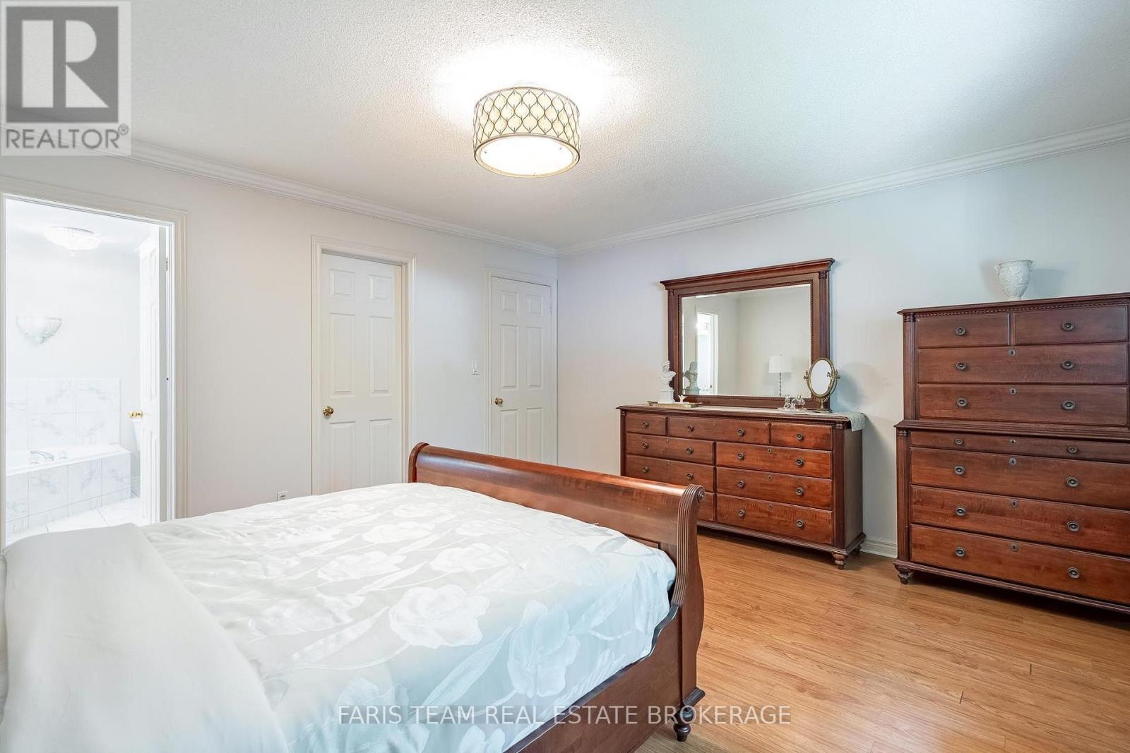 157 EMMS DRIVE - Image 15