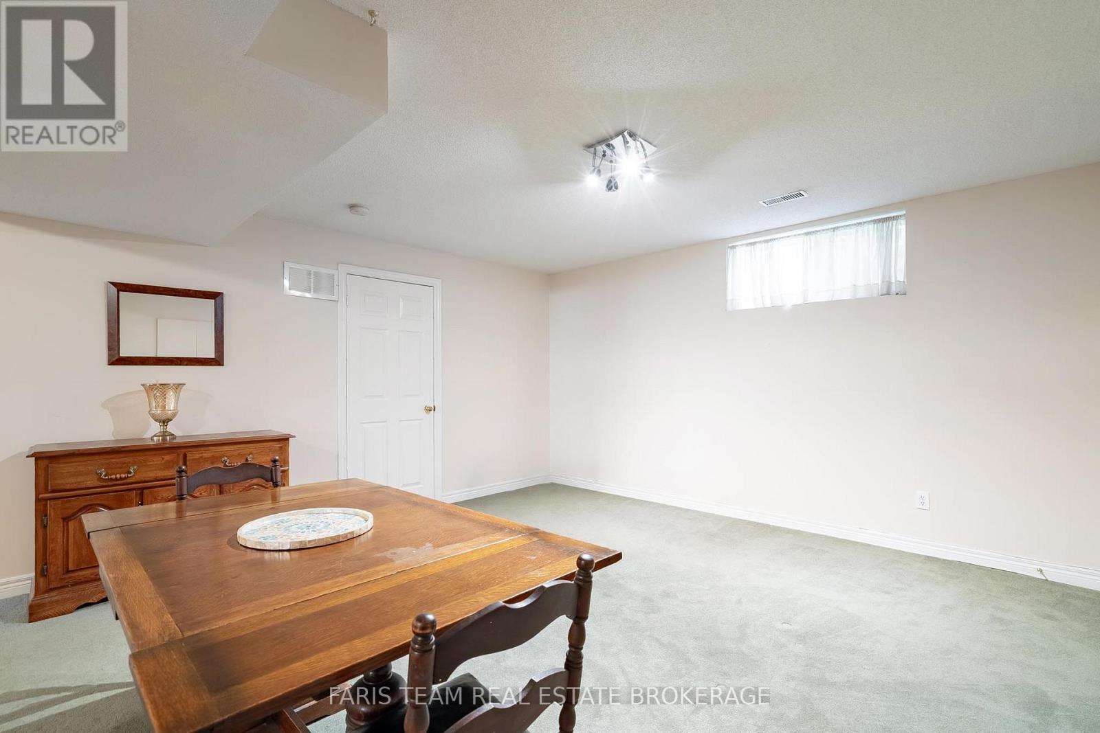 157 EMMS DRIVE - Image 24