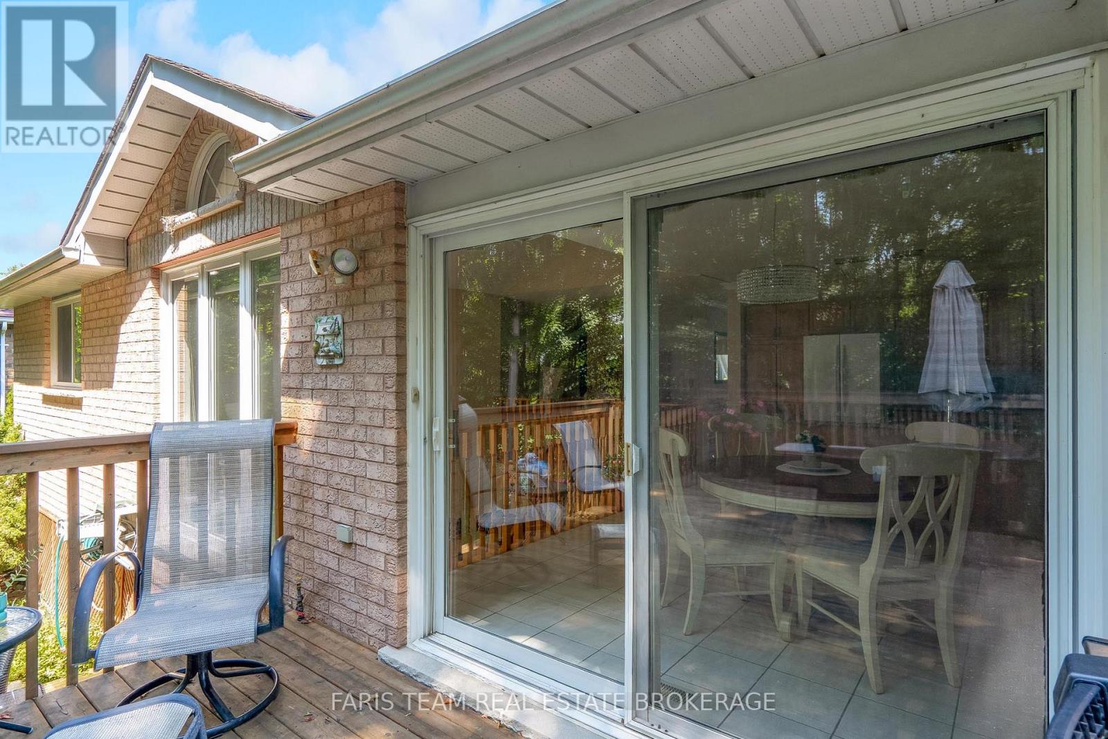 157 EMMS DRIVE - 34