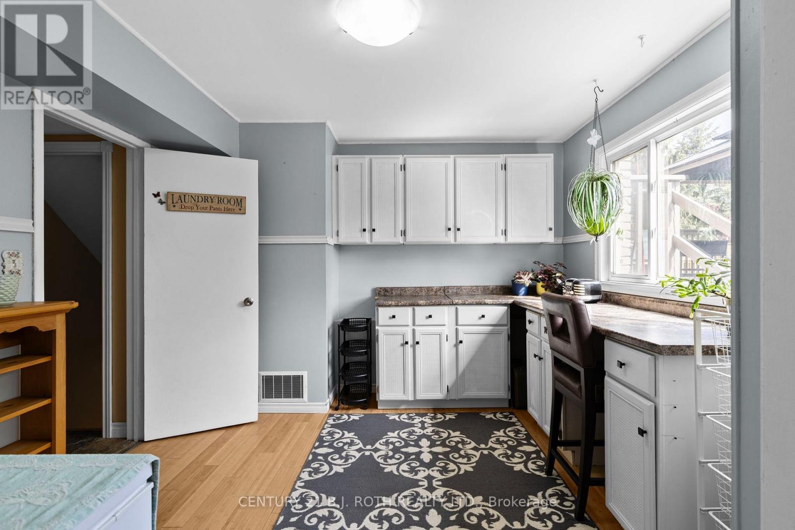 10 ANDREA CRESCENT - 6