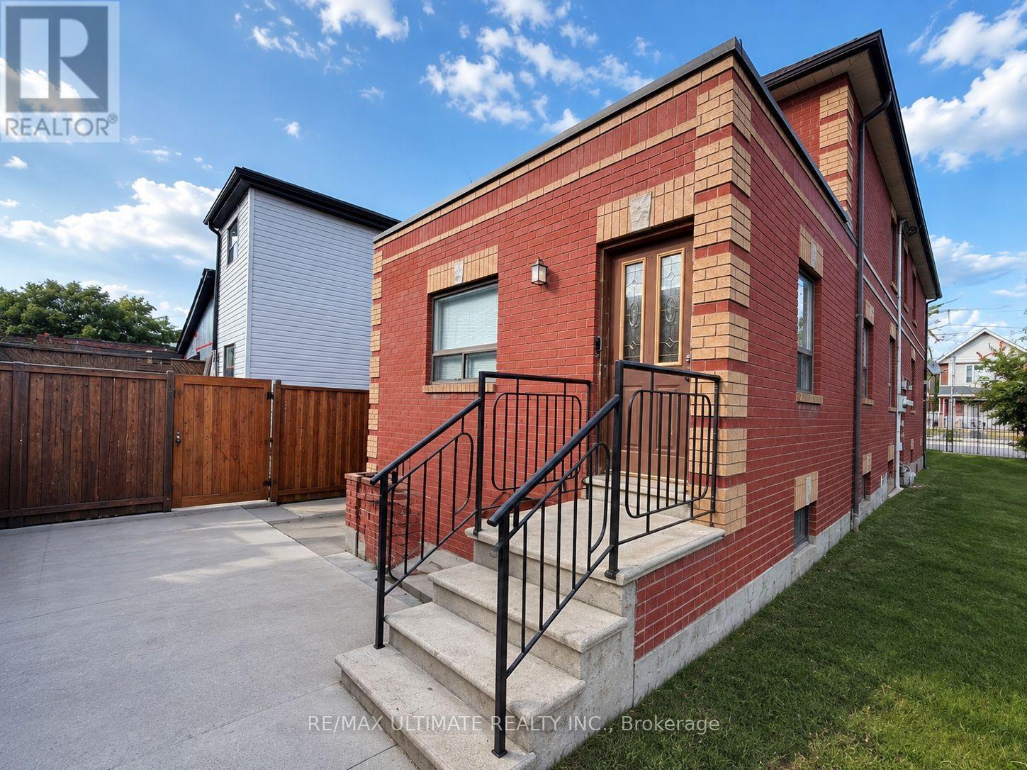 1440 DUFFERIN STREET - 16