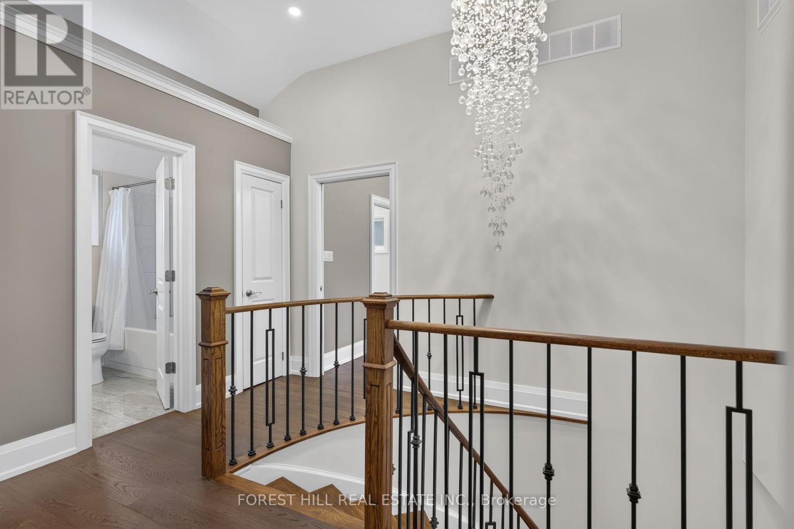 26 PRETTY PLACE - Image 31