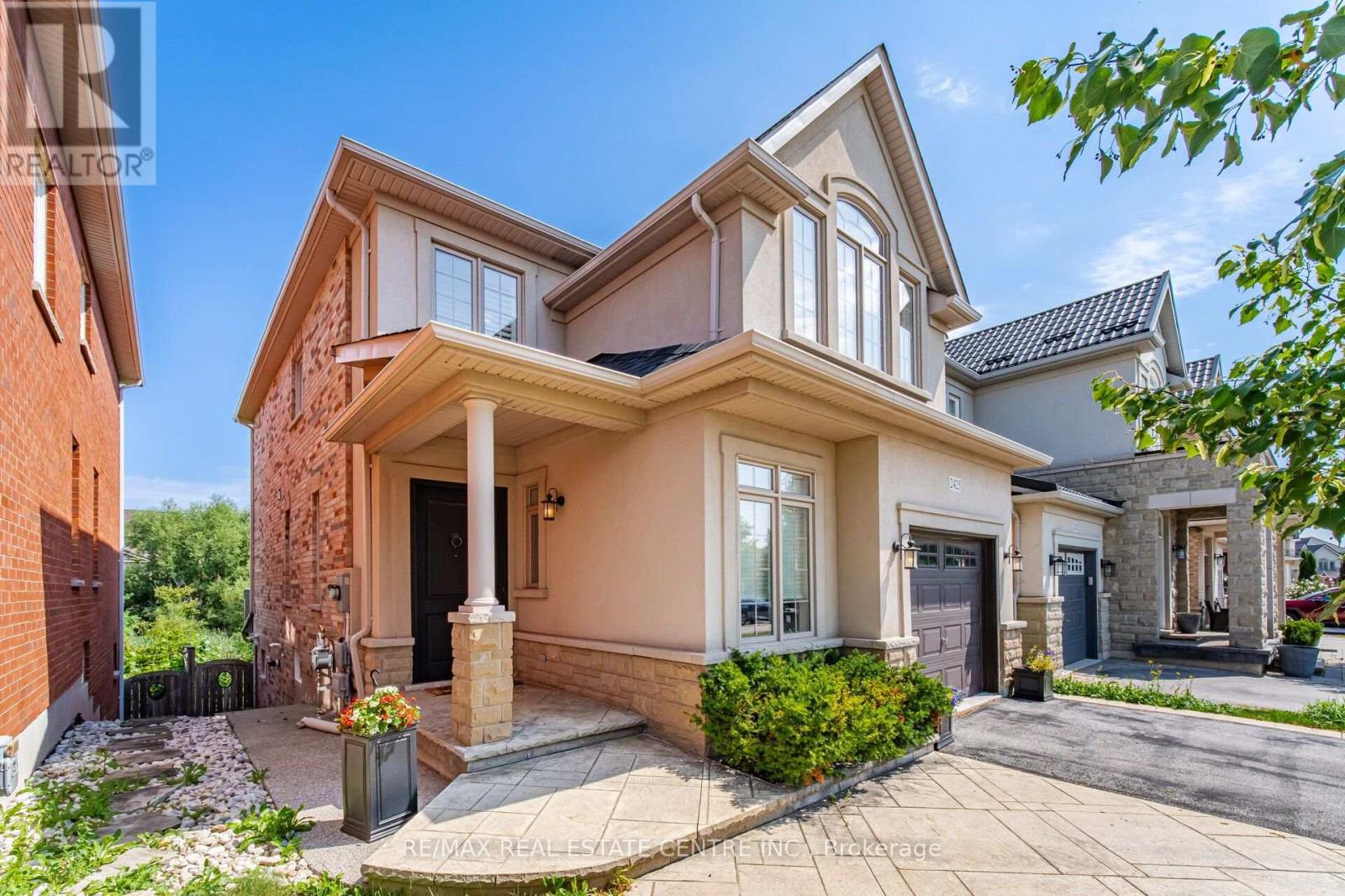 2425 QUETICO CRESCENT - 2