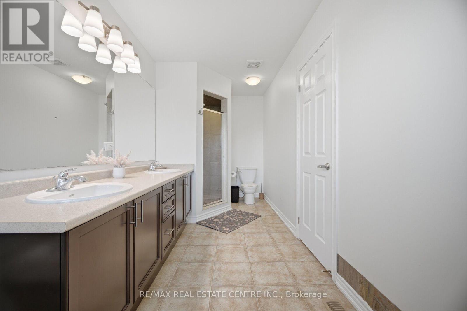 2425 QUETICO CRESCENT - 26