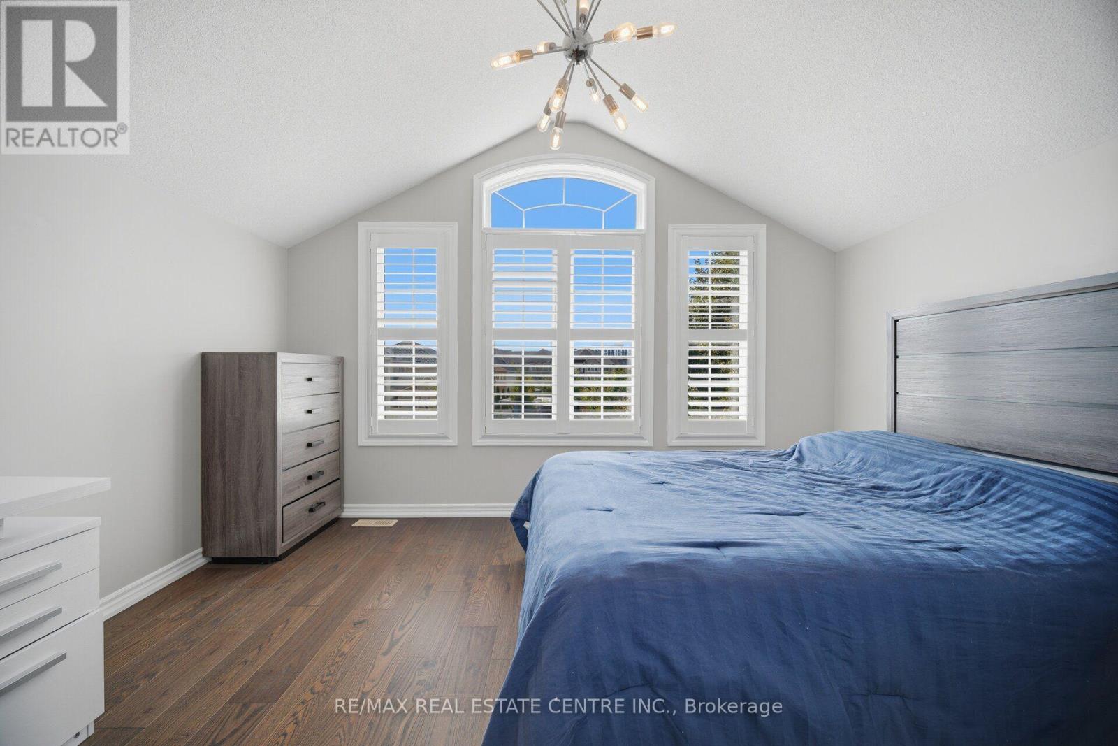 2425 QUETICO CRESCENT - Image 28