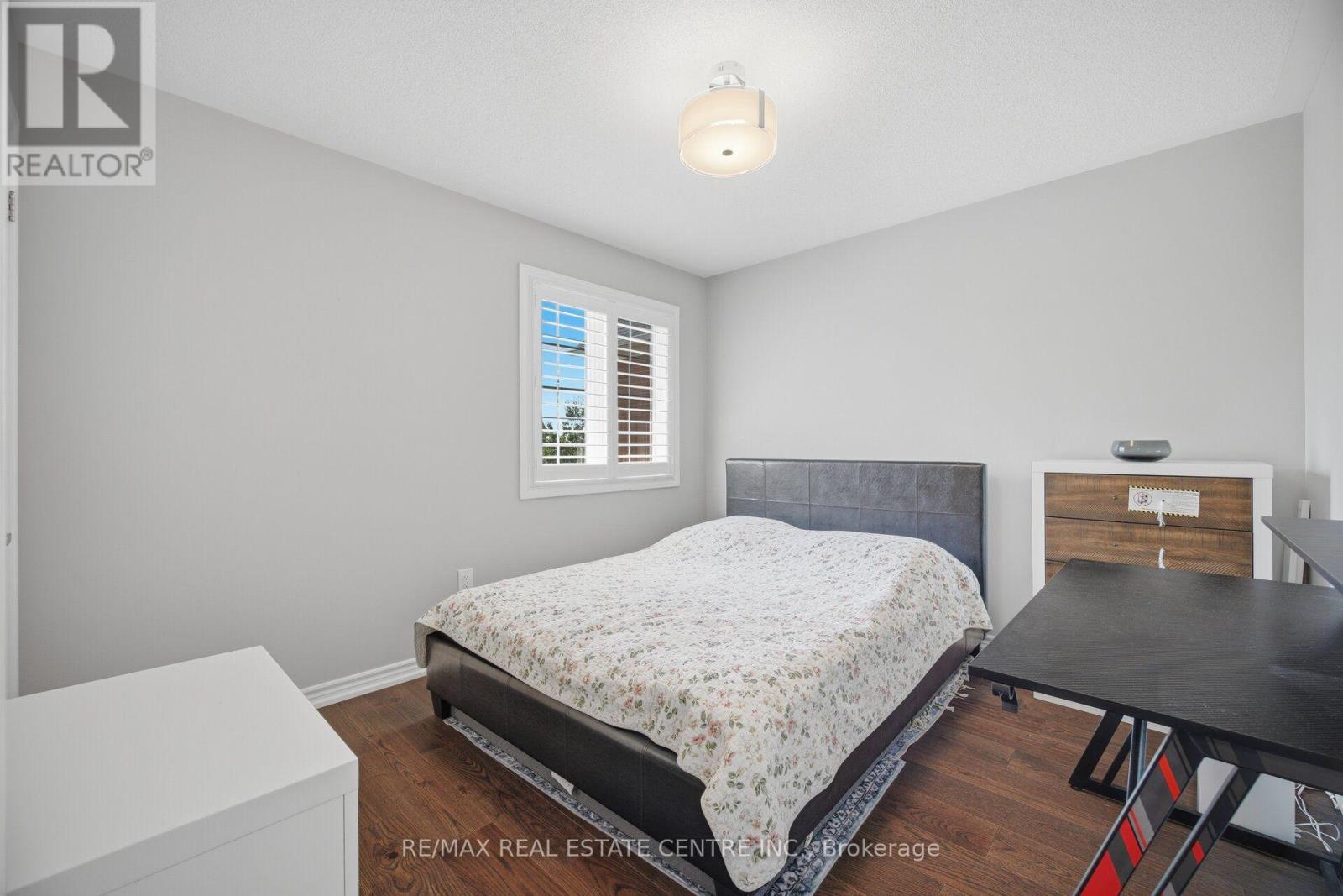 2425 QUETICO CRESCENT - Image 32