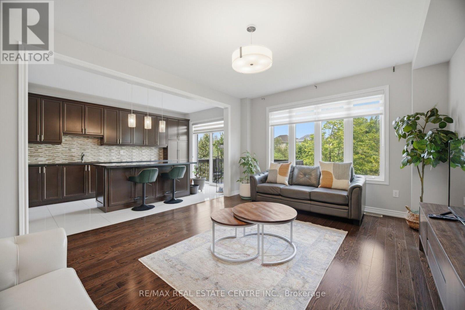2425 QUETICO CRESCENT - 9