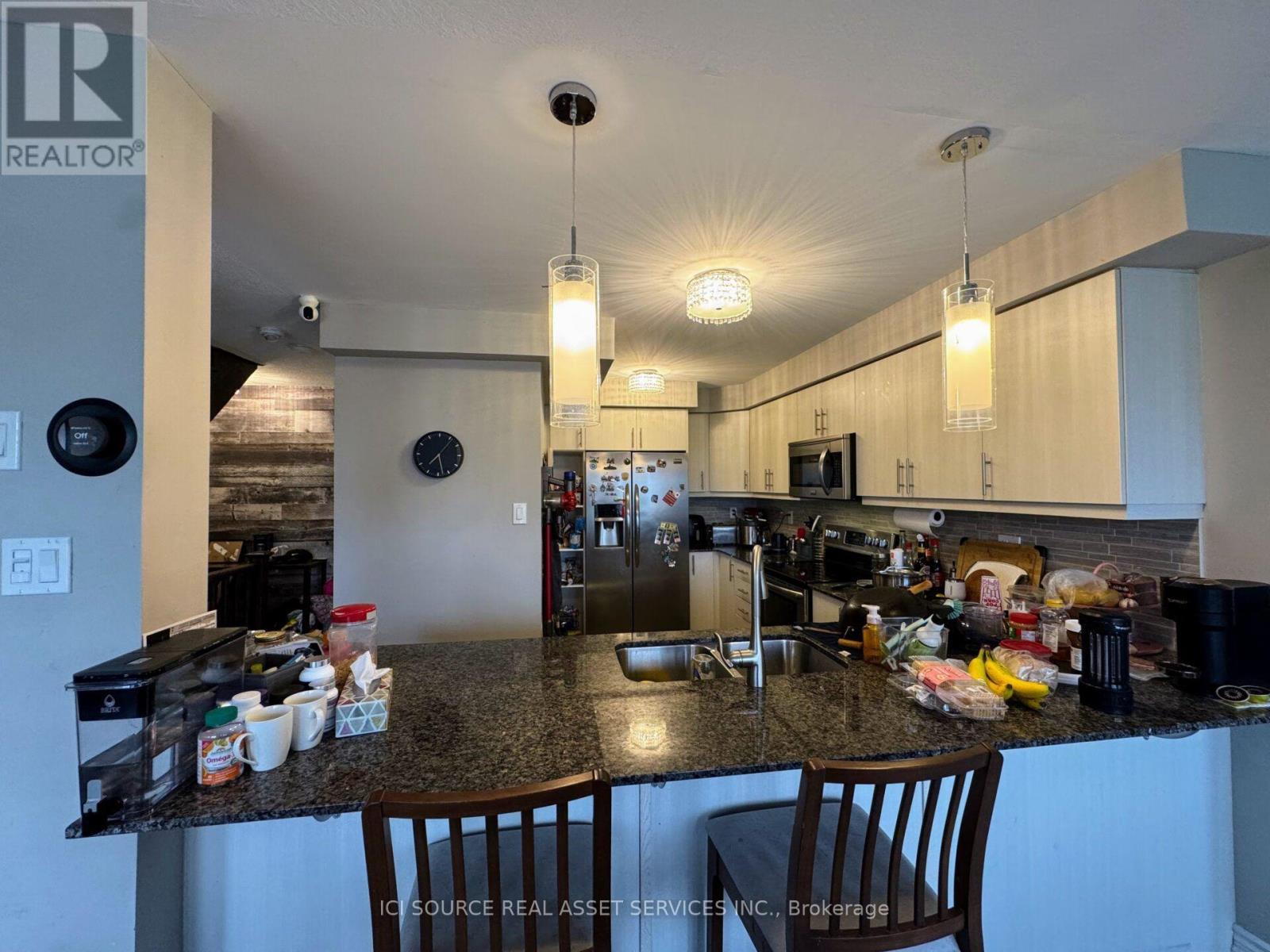 543 GOLDENROD LANE — photo 3