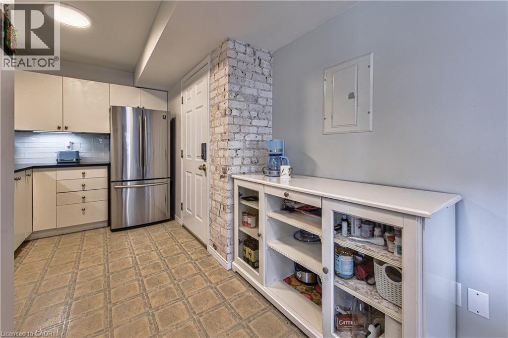 #3B 139 BRIGHTON Street - 12