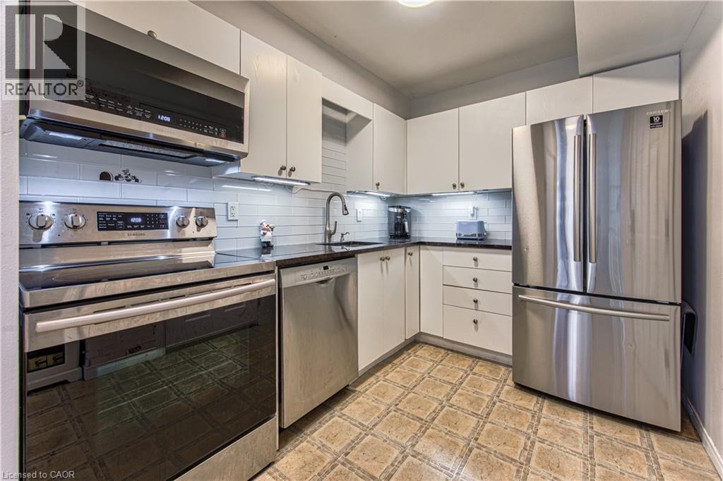 #3B 139 BRIGHTON Street - Image 13