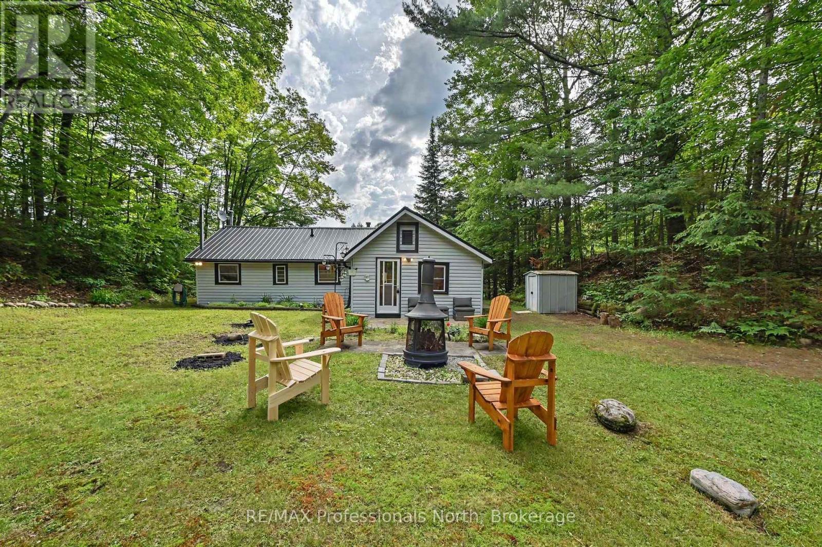 3701 GELERT ROAD - 32