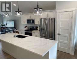 7401 44 Avenue, Camrose, AB T4V5E1 Photo 16